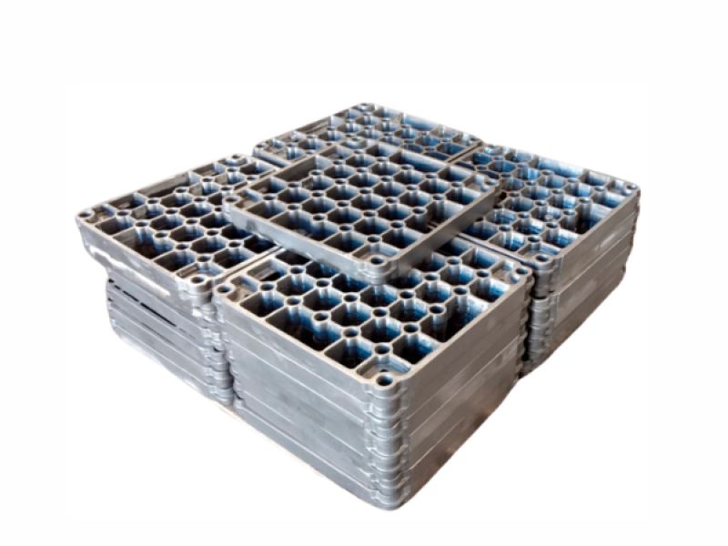 Foto 3 da clínica Grelhas Base Fundidas para fornos contínuos com atmosfera controlada - Peças em Aço Inox Refratário